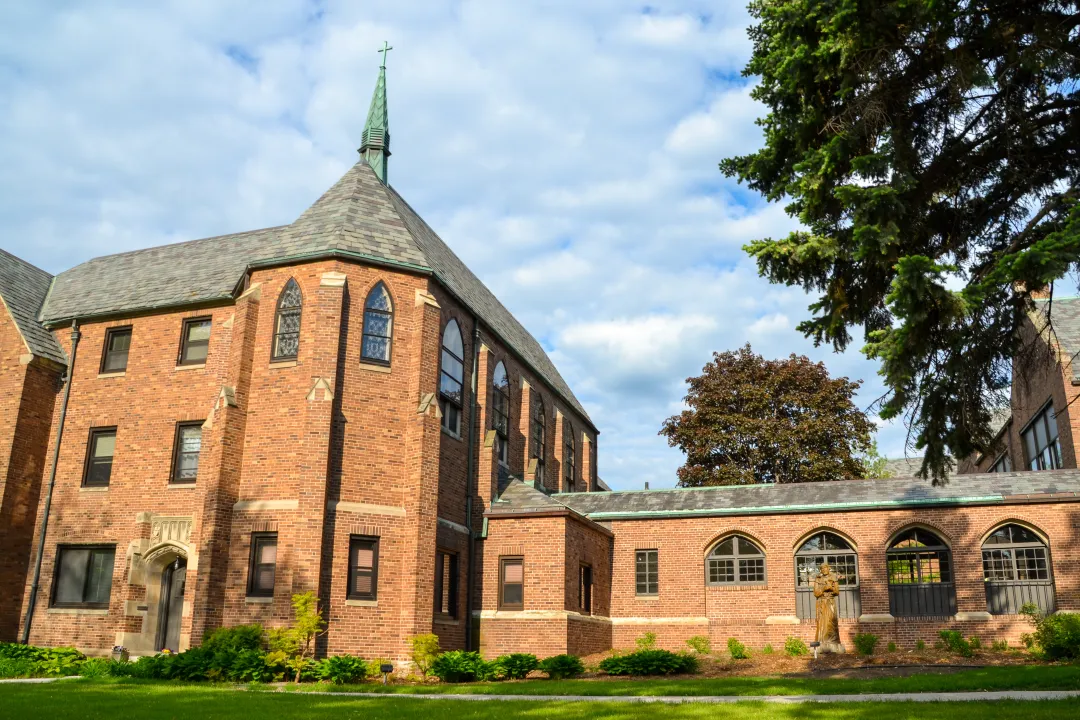 合作美高系列：克雷汀-德拉姆庄园高中 -- 百年蓝带名校(图9)